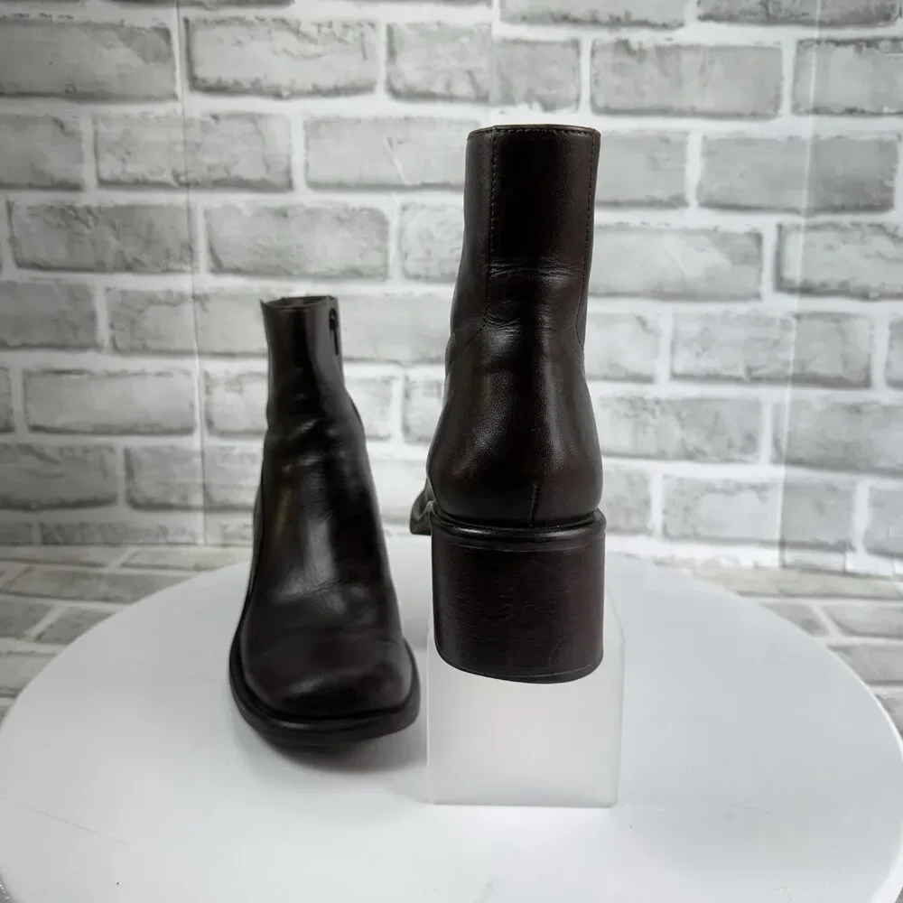 Diba Women's Size 8 VINTAGE Brown Leather Block Heel Chunky Y2K Zip Boots